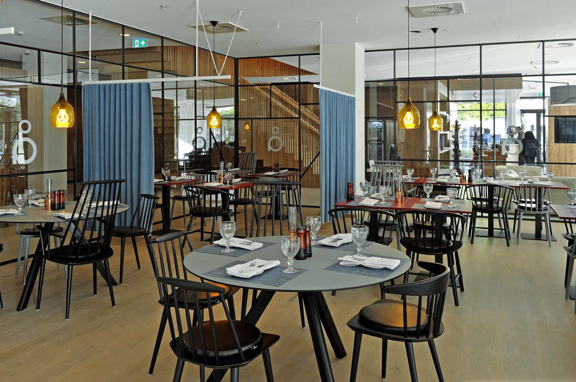 Courtyard By Marriott Eu Hotel Bruxelles